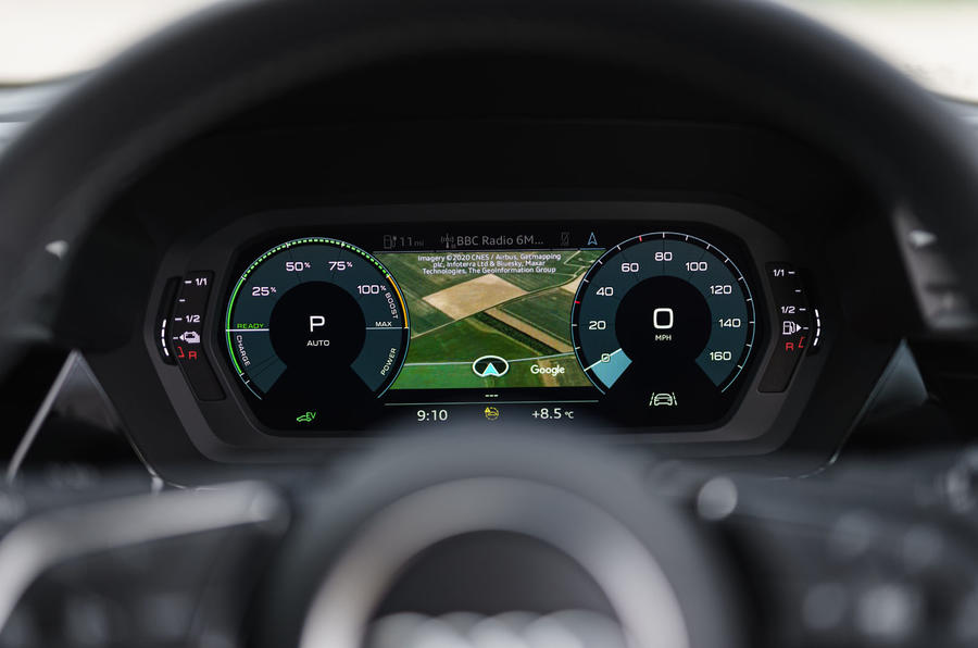 Audi A3 TFSIe 2020 : premier examen de la conduite au Royaume-Uni - instruments
