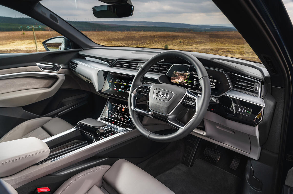 Audi E Tron 2019 Uk Review Autocar