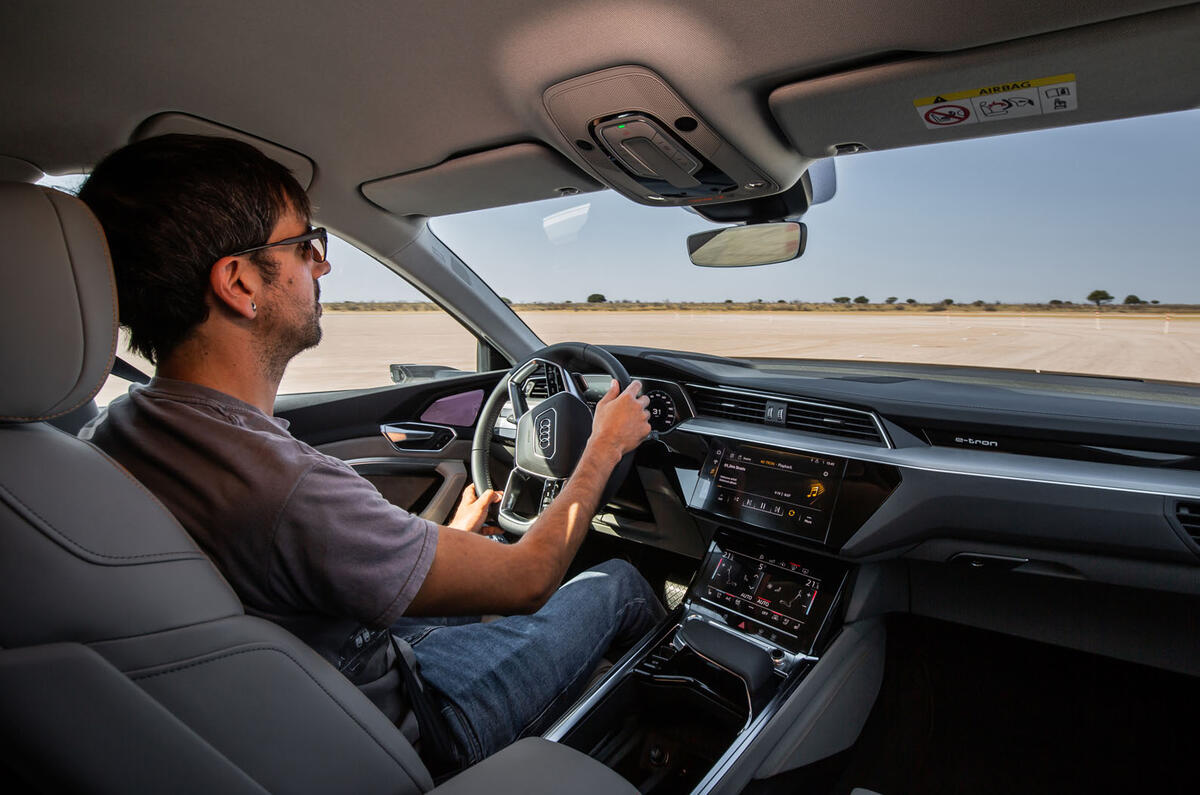 Etron Etron