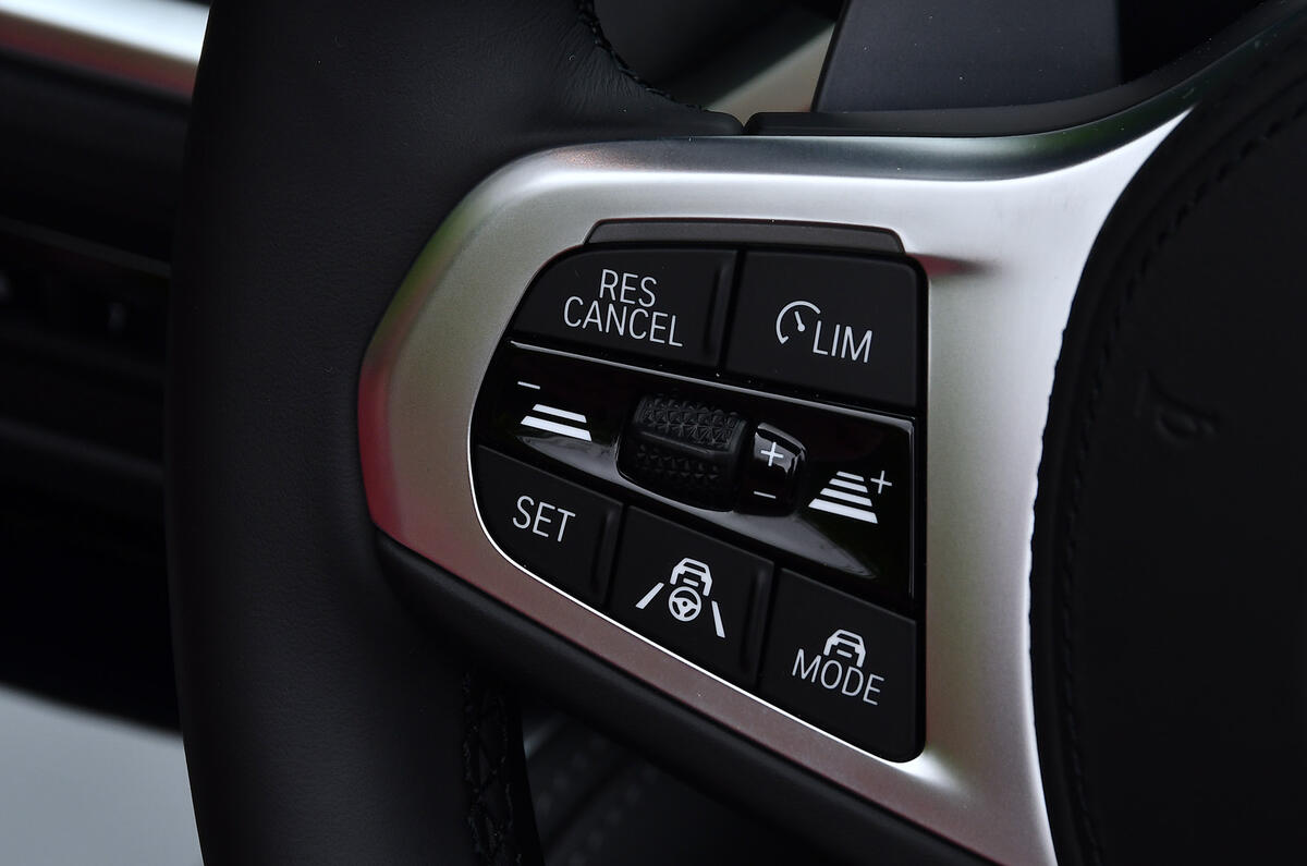 11 BMW 4 Series M440i Convertible 2021 UK FD cruise controls