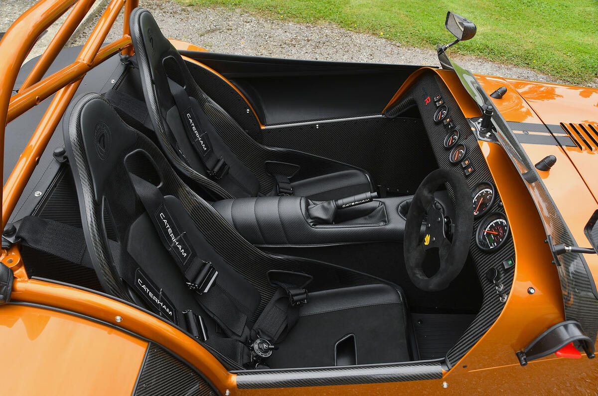 11 Caterham Seven 170 R 2021 UK FD cabin