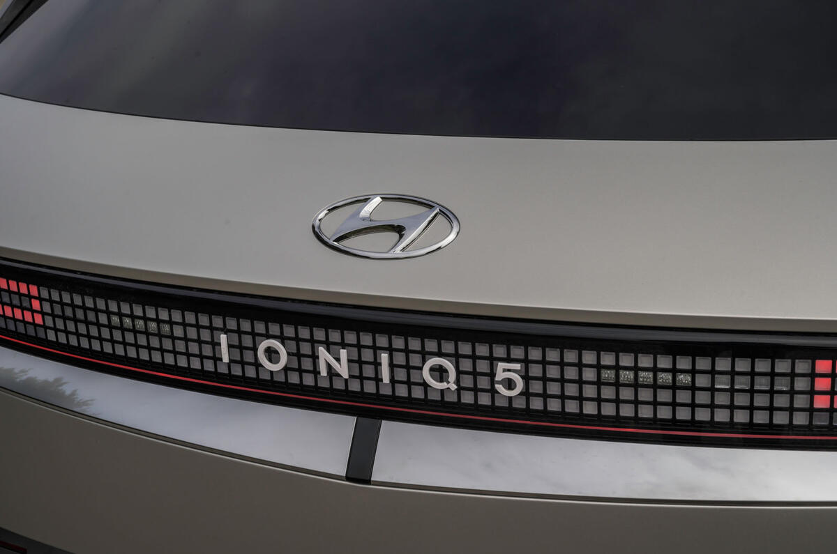 11 Hyundai Ioniq 5 2021 FD plaques de Norvège badge arrière