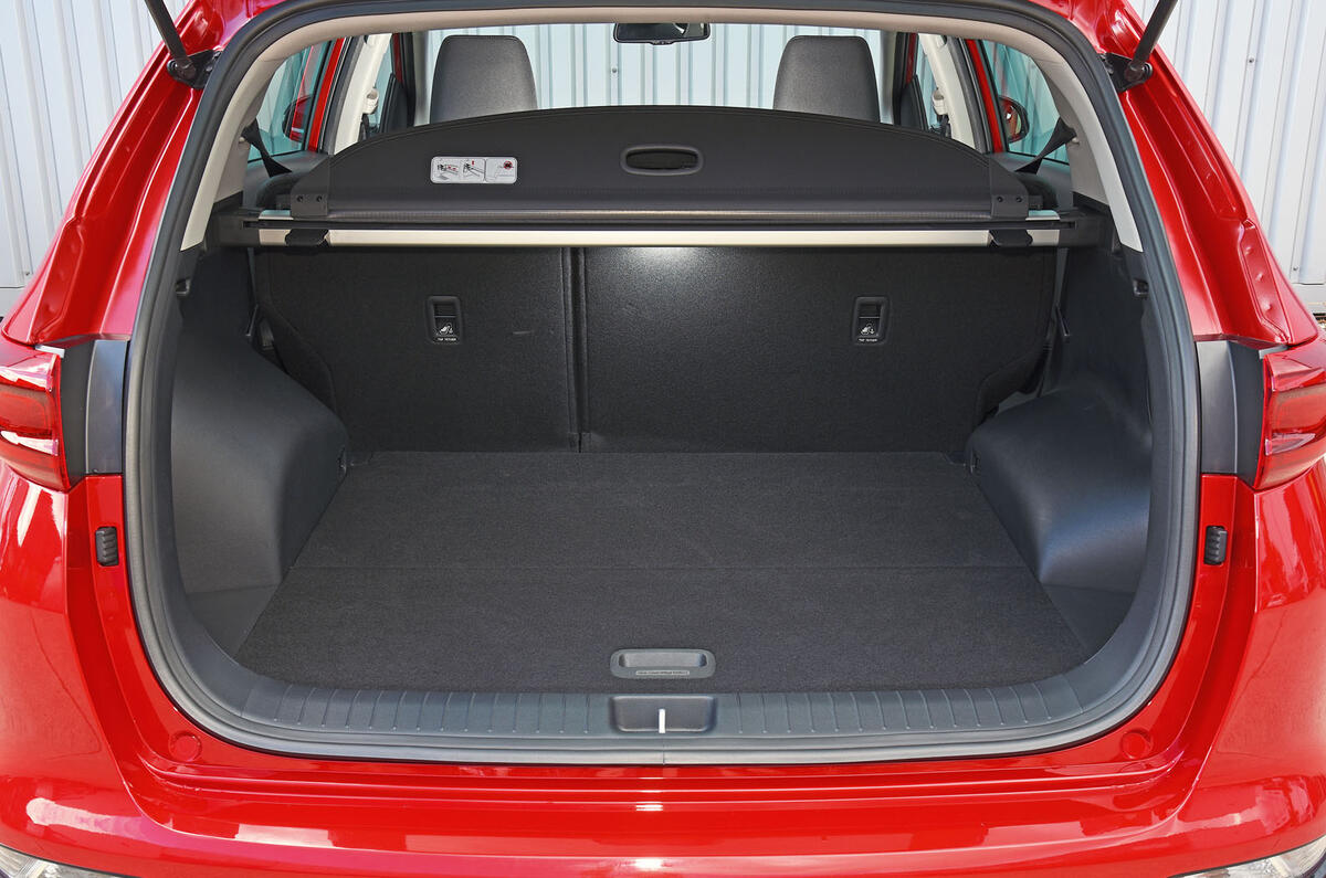 Kia Sportage 1.6 GDI 2 2018 UK first drive Autocar