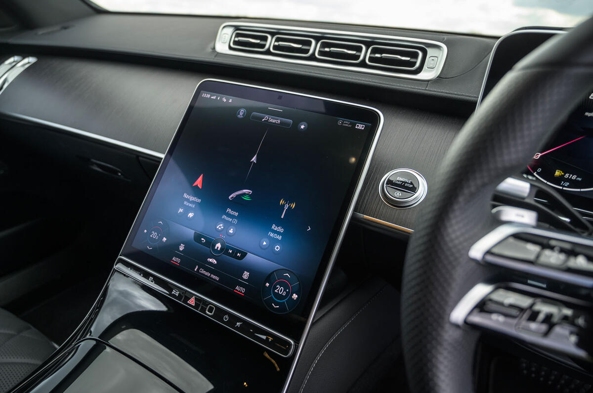 11 Mercedes S Class S400d 2021 UK FD infotainment