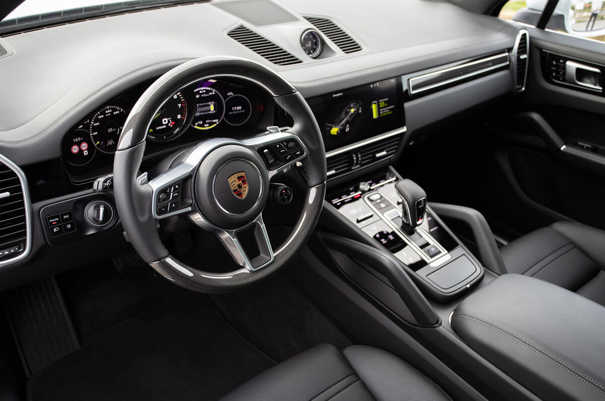 Range Rover Hybrid >> Porsche Cayenne E-Hybrid 2018 review | Autocar Range Rover Hybrid >> Porsche Cayenne E-Hybrid 2018 review | Autocar