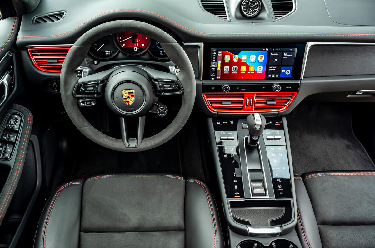 11 Porsche Macan GTS 2021 UK LHD first drive steering wheel