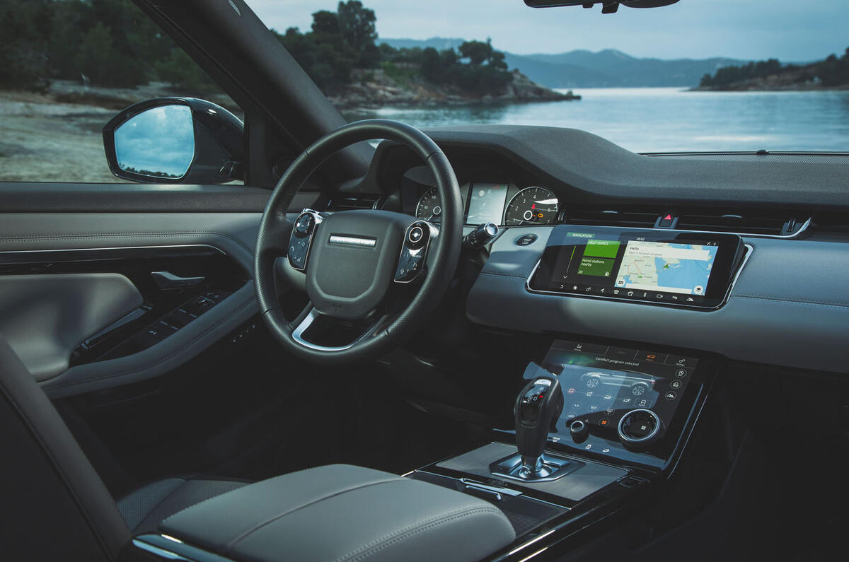 2019 Land Rover Range Rover Evoque Interior New Range Rover Evoque 2019 review | Autocar