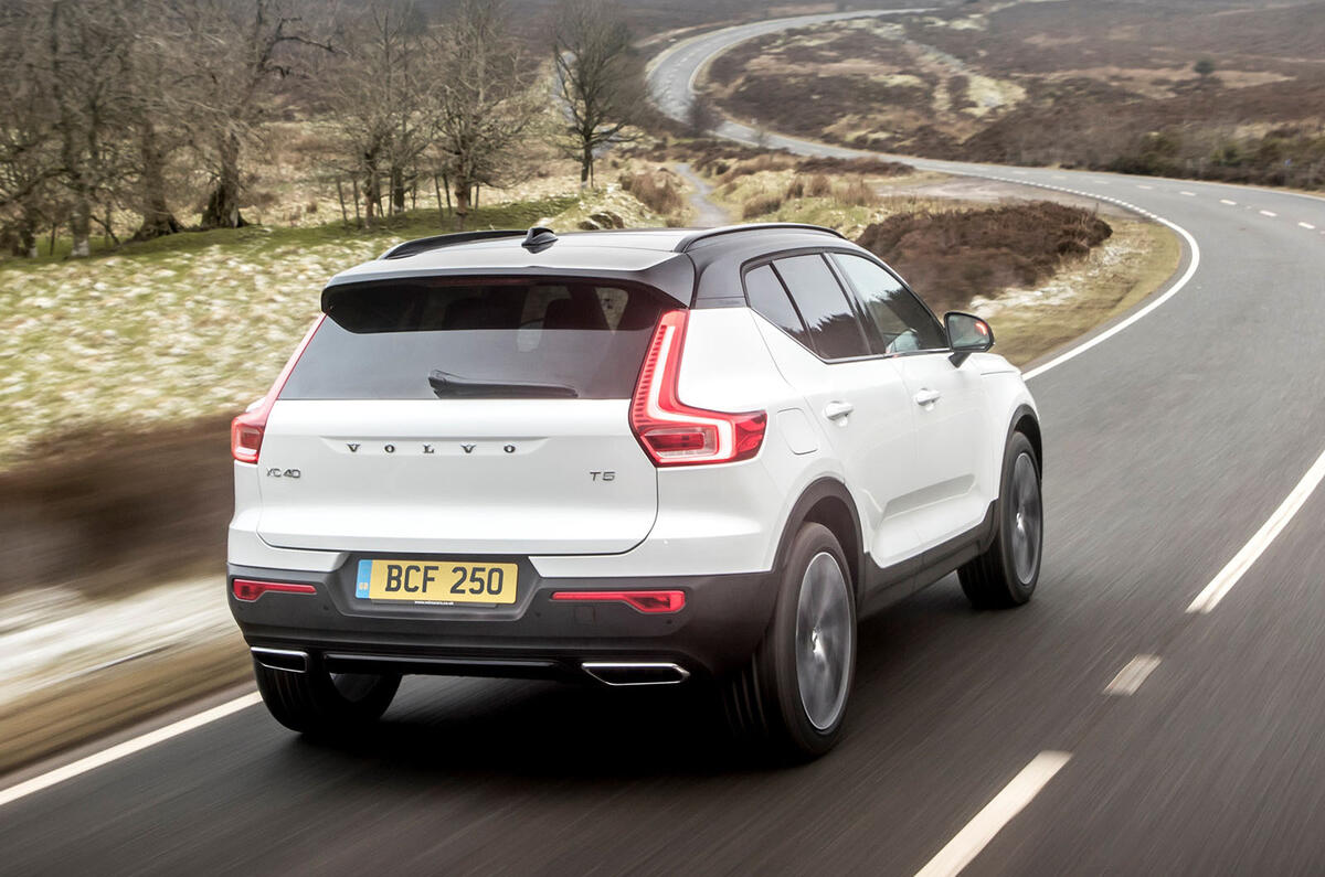 Volvo Xc40 T5 Awd R Design Pro 2019 Uk Review Autocar