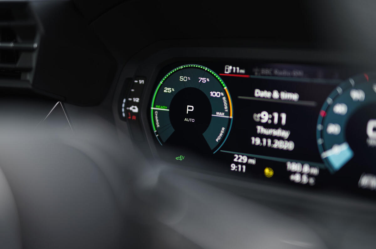 Audi A3 TFSIe 2020 UK first drive review - dials