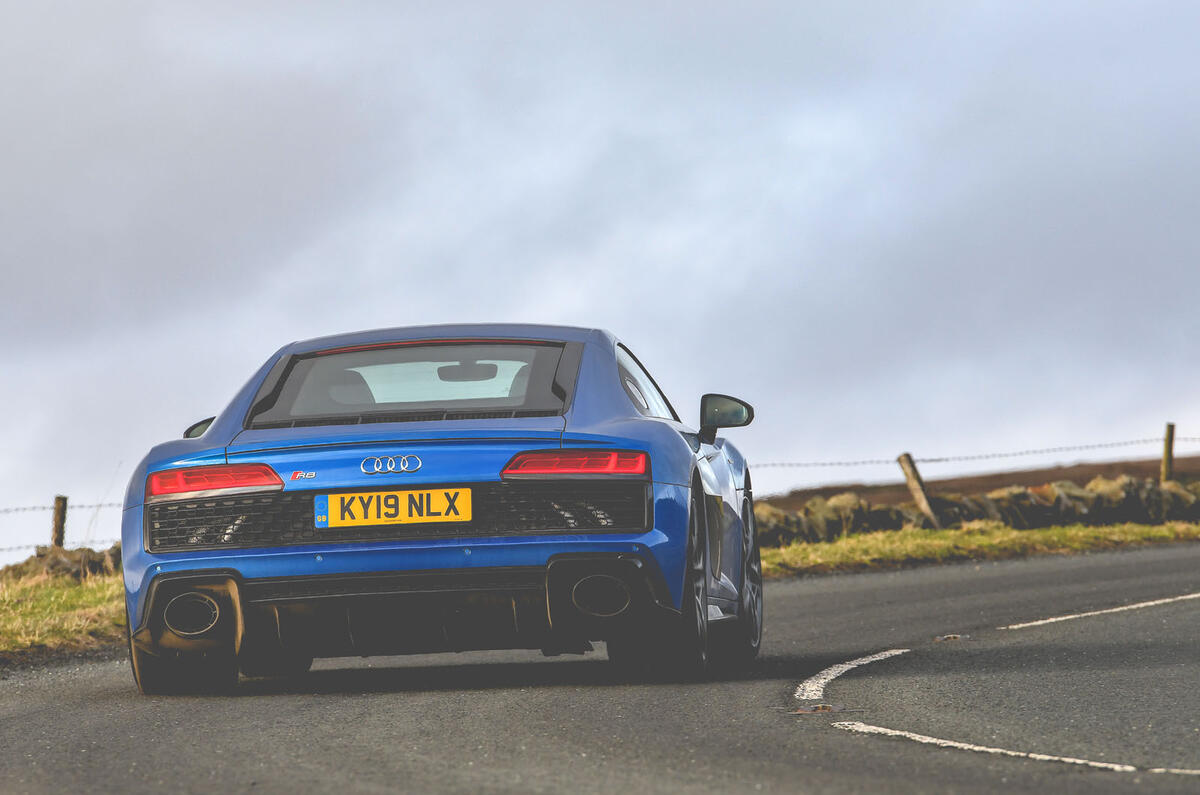 Audi R8 V10 2019 Uk Review Autocar
