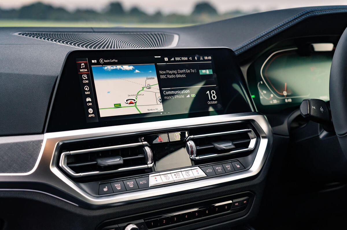 BMW 420i Coupé 2020 : premier bilan de conduite au Royaume-Uni - infotainment
