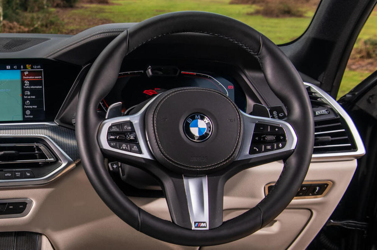 12 bmw x5 2018 rt steering wheel