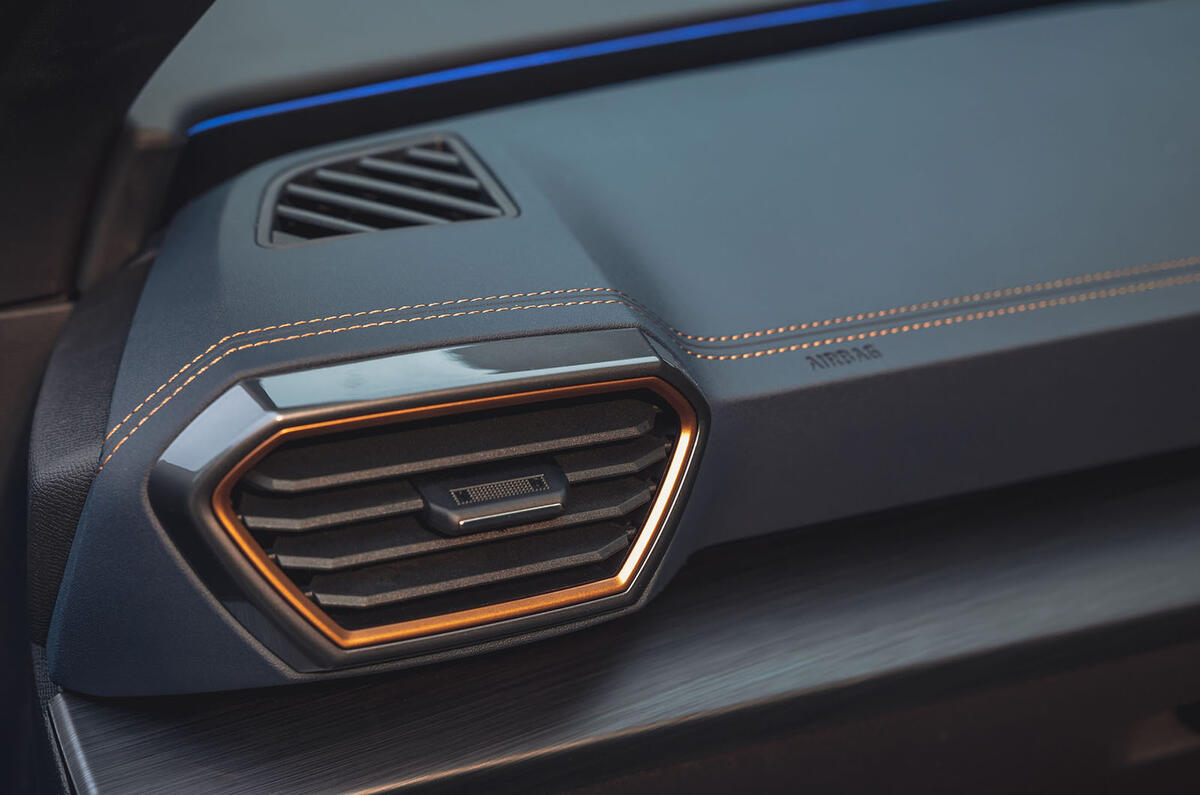 12 Cupra Formentor VZ2 2021 UK first drive interior trim