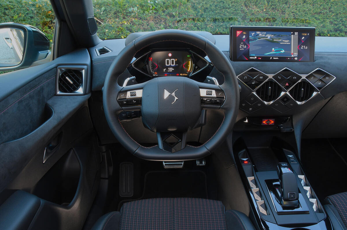 Ds 3 Crossback 2019 Review Autocar
