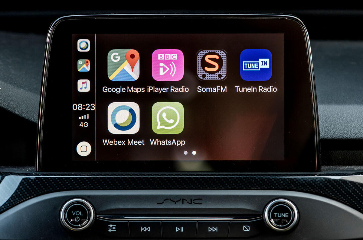 Ford Focus ST 2019 first drive review - carplay
