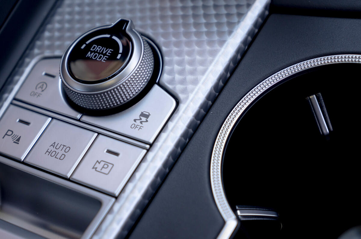 Genesis G70 Shooting Brake 2.0T Luxury Line 2022 UK first drive Autocar