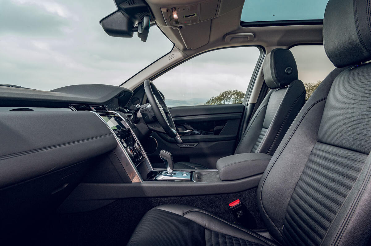 Land Rover Discovery Sport P200 2019 Uk Review Autocar