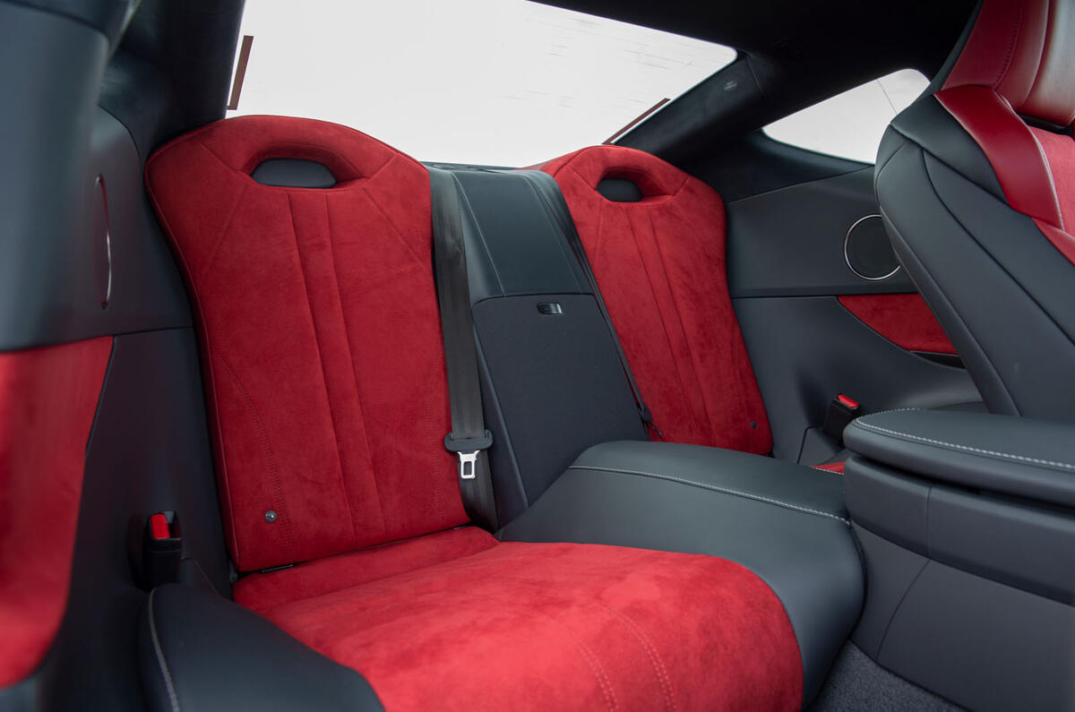12 Lexus LC500 2021 UK FD rear seats