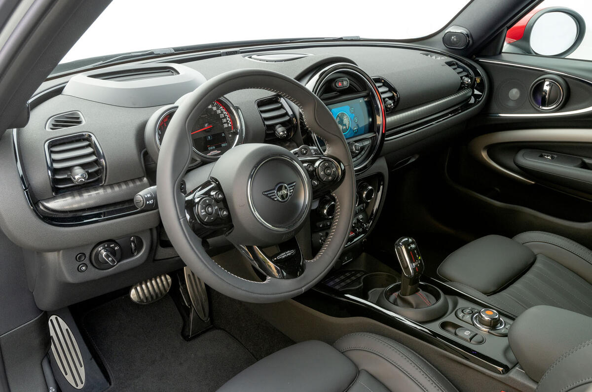 Mini Clubman John Cooper Works 2019 first drive review - steering wheel