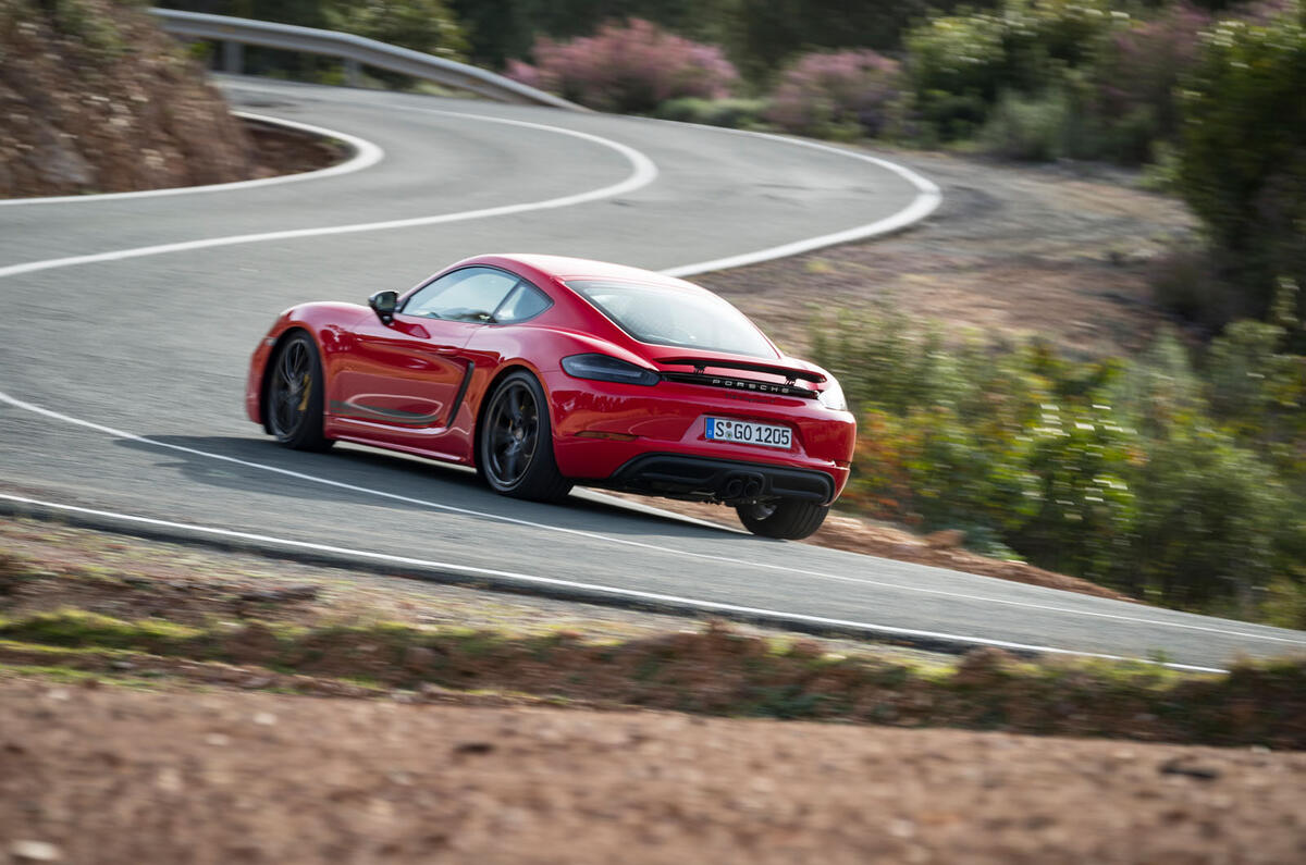 Porsche Cayman T 2019 first drive review - cornering rear