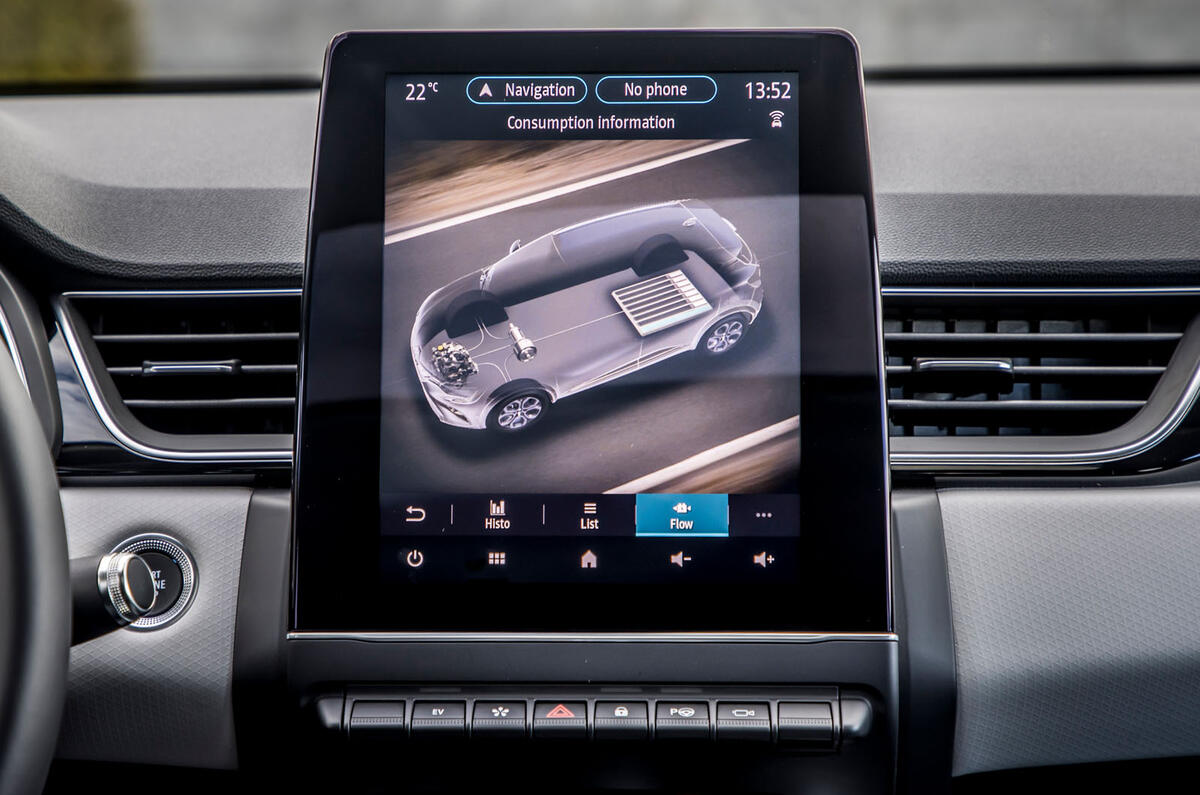 Renault Captur E-Tech PHEV 2020 UK first drive review - infotainment