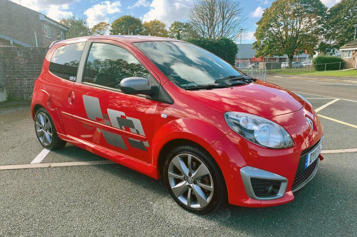 12 renault twingo