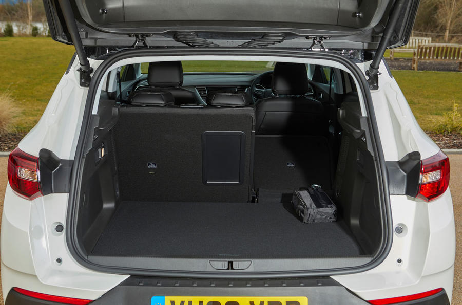 Vauxhall Grandland X Hybrid4 2020 : premier bilan de conduite au Royaume-Uni - démarrer