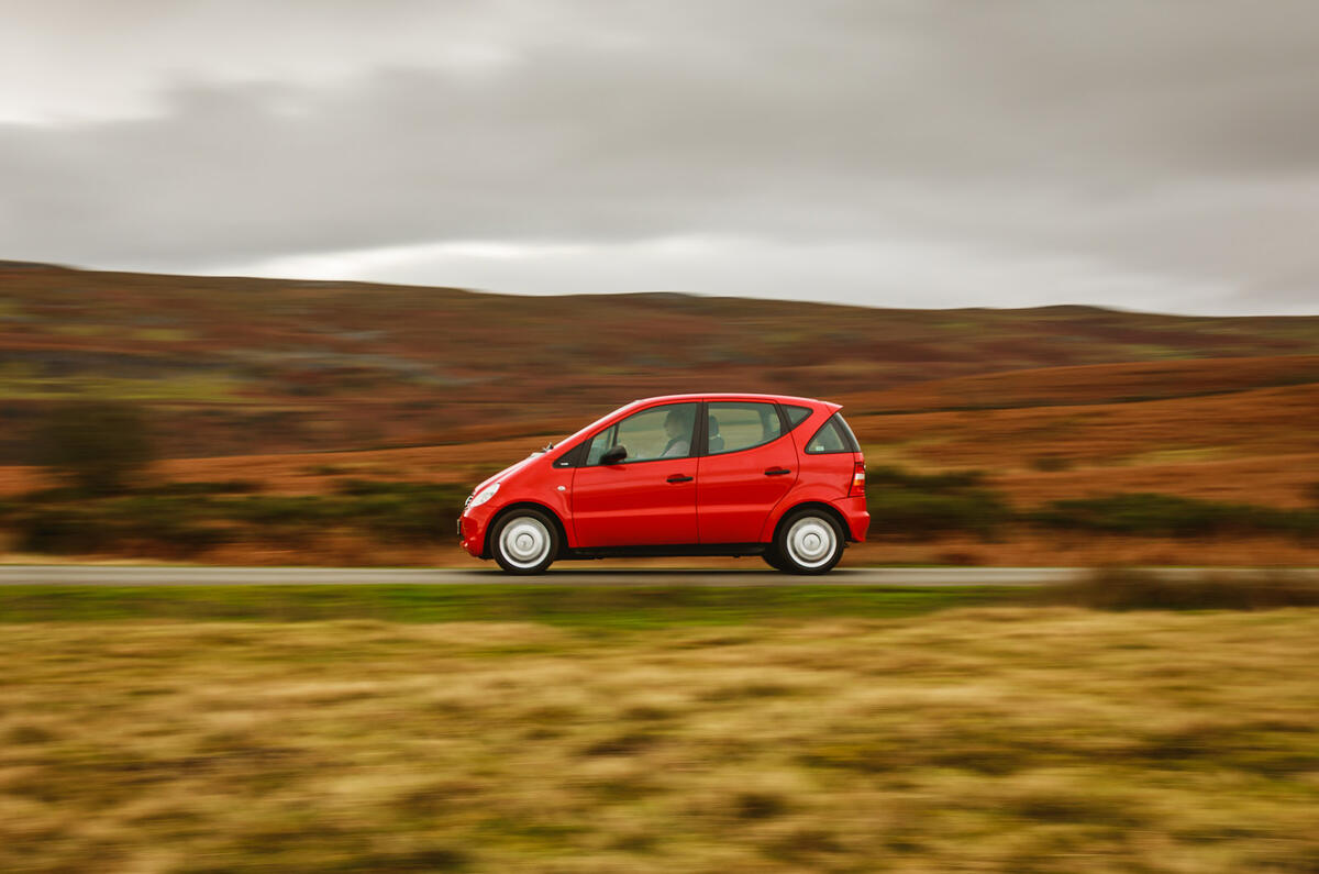 Mercedes A-Class - tracking side