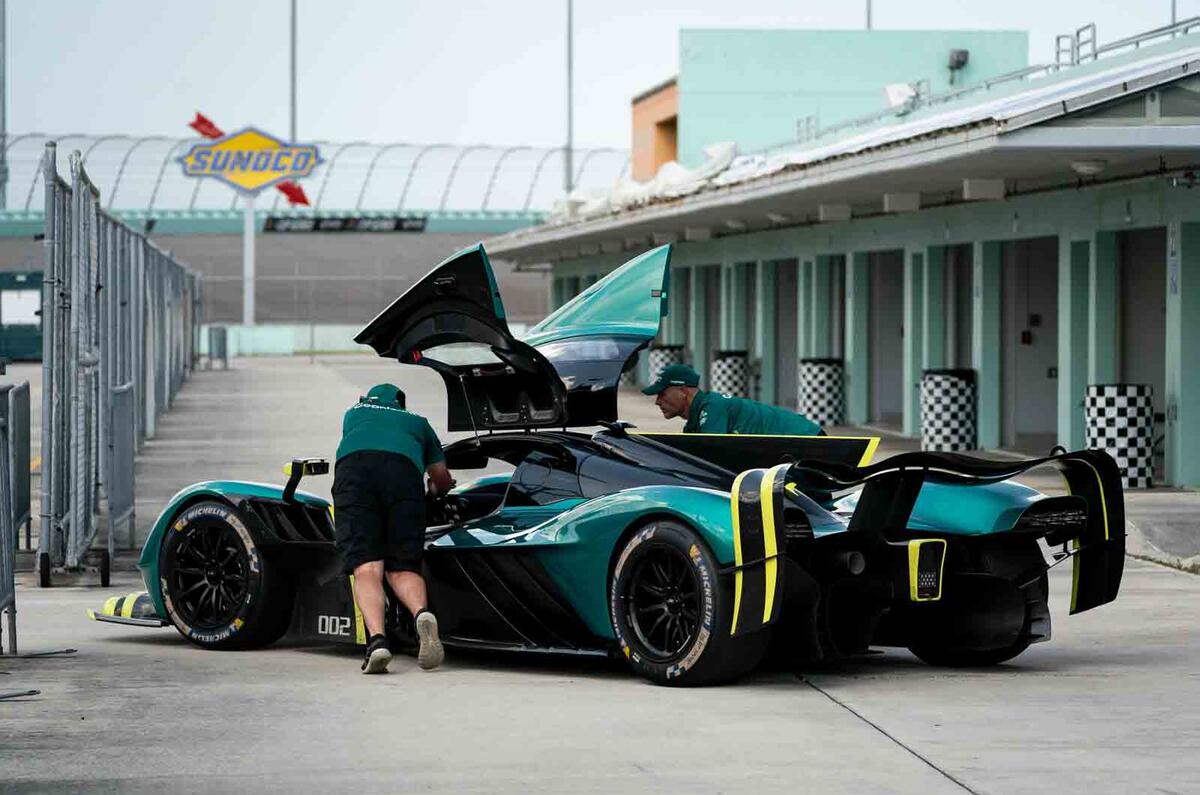 13 aston martin valkyrie amr pro