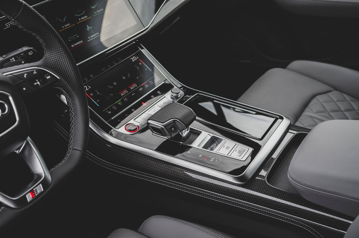 Audi SQ7 2020 : premier bilan de conduite - console centrale