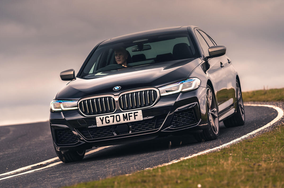 BMW 5 Series M550i 2020 UK first drive - cornering front