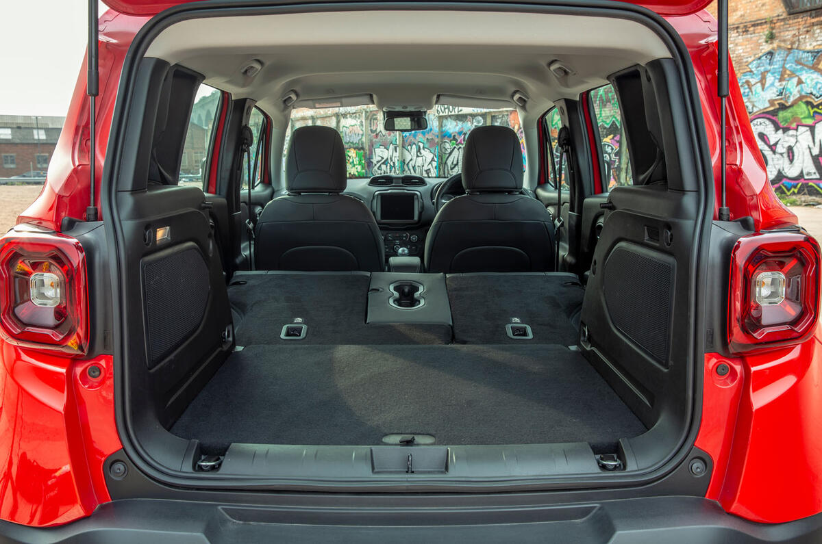 Jeep Renegade 1.0 Longitude 2019 UK review | Autocar Jeep Renegade 1.0 Longitude 2019 UK review | Autocar
