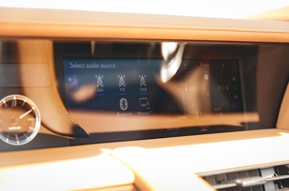 Lexus LC Convertible 2020 UK first drive review - infotainment
