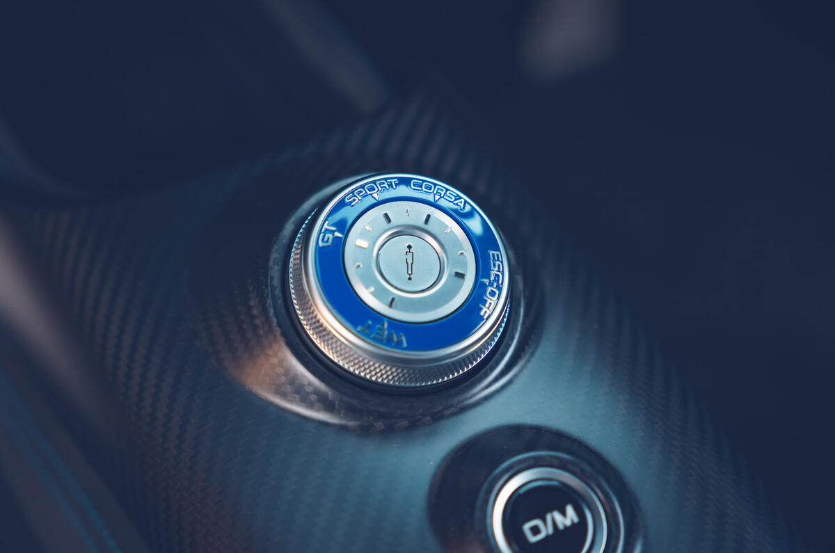 13 Maserati MC20 2022 UK first drive review drive mode dial