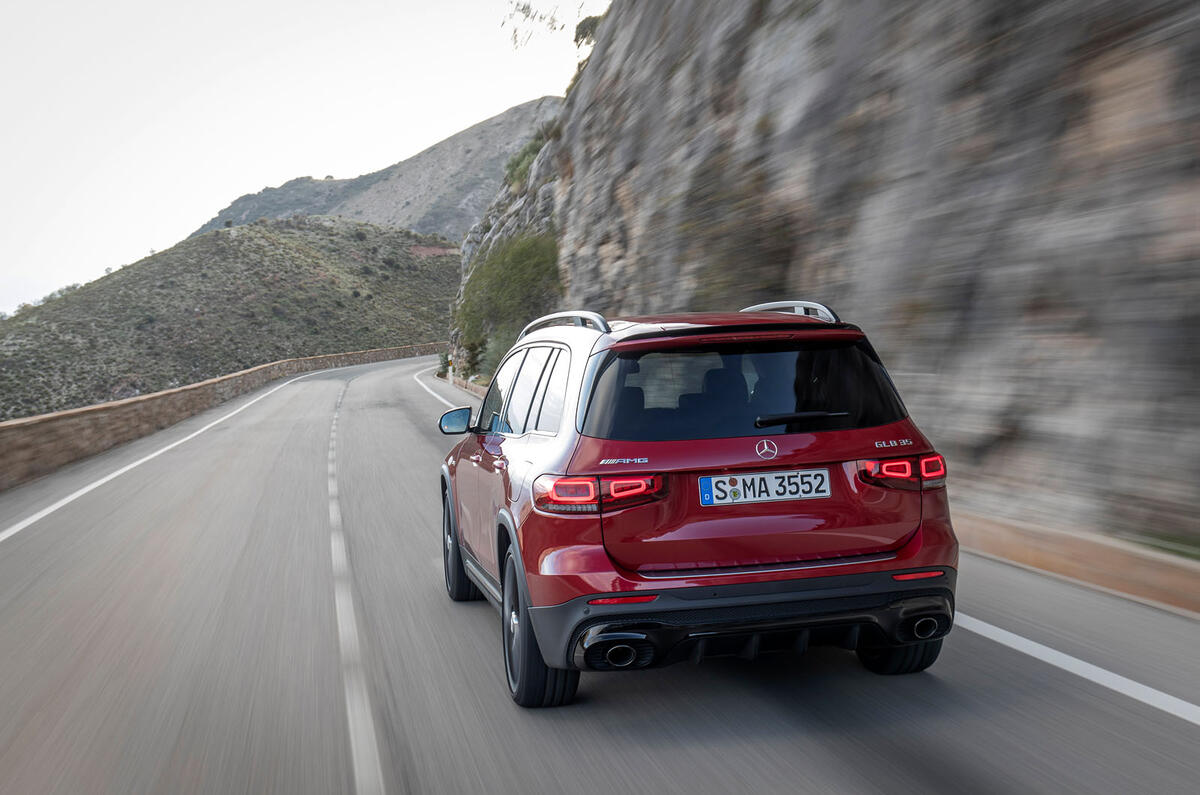 [Image: 13-mercedes-amg-glb-35-2020-fd-cornering...k=3Q8lSQtu]