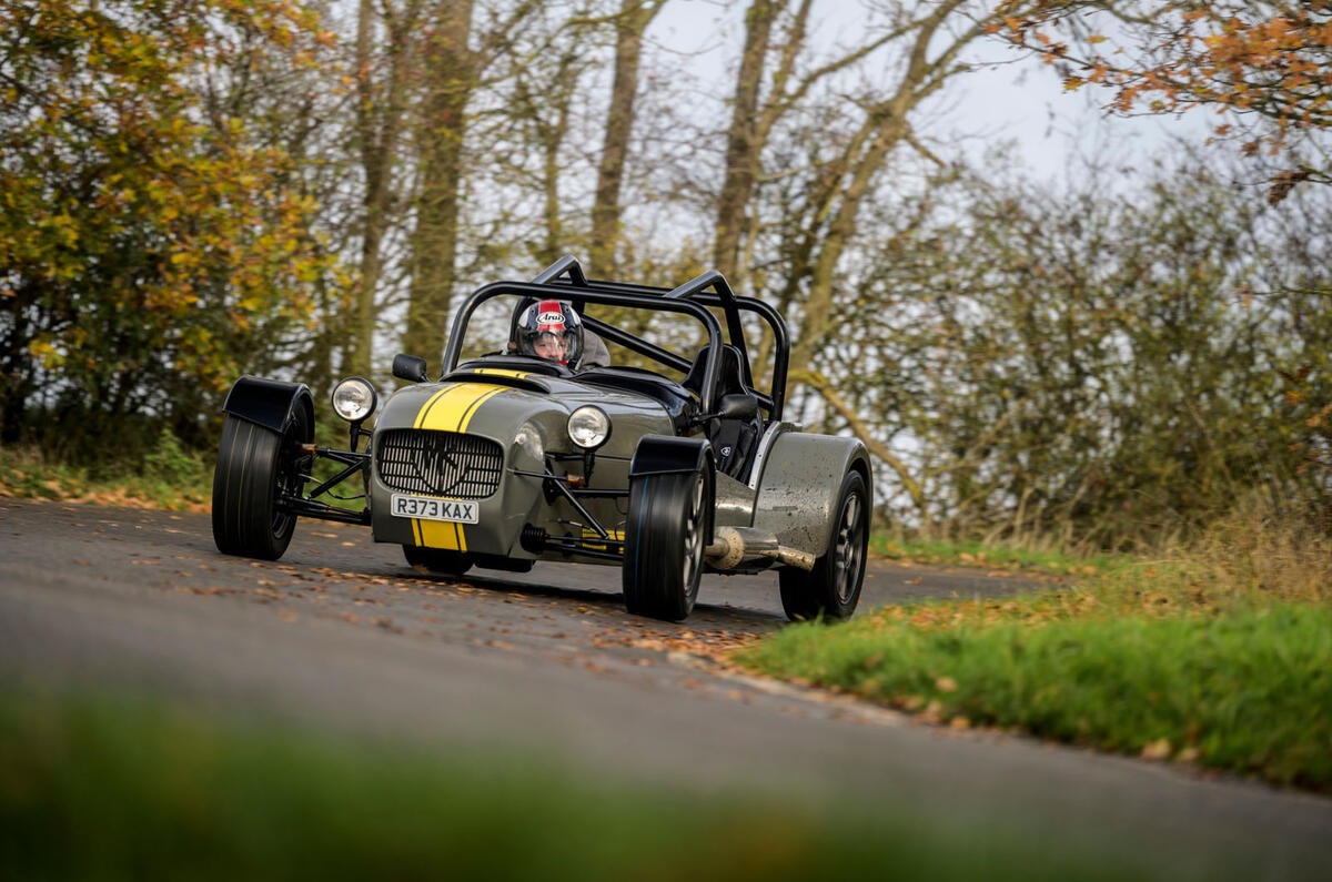 13 MK Indy Hayabusa 2021 Premier examen de conduite au Royaume-Uni