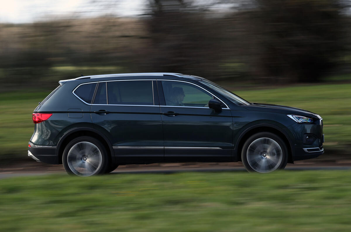 Seat Tarraco 2019 UK first drive review - on the road side