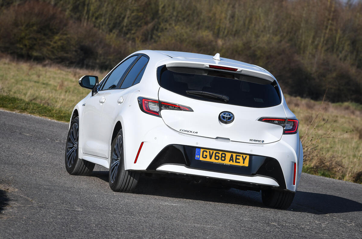 Toyota Corolla 1.8 Hybrid hatchback 2019 UK review | Autocar