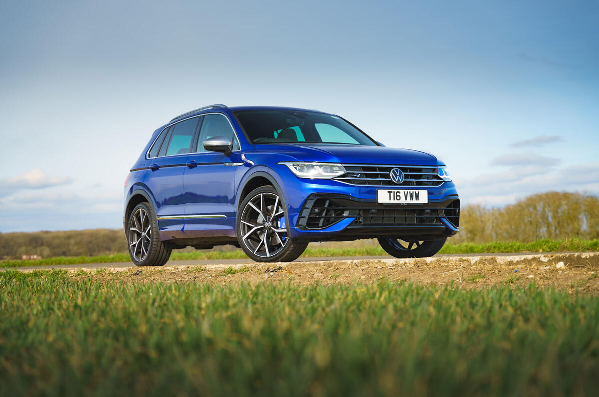 13-volkswagen-tiguan-r-2021-uk-first-dri