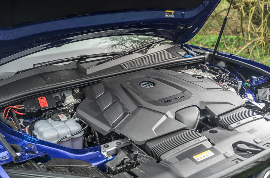 13 Volkswagen Touareg R eHybrid 2021 : essai en conditions réelles d'utilisation - moteur