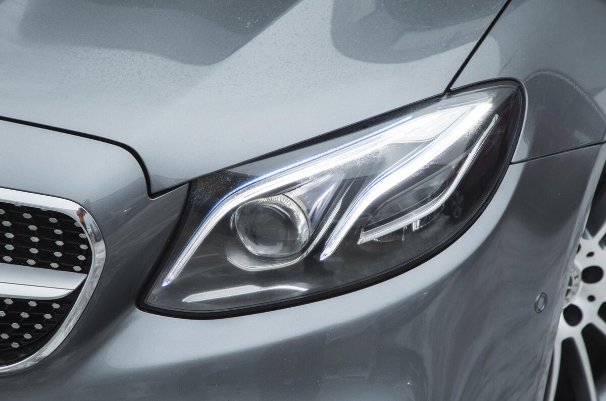 Mercedes-Benz E400 4Matic AMG Line Cabriolet