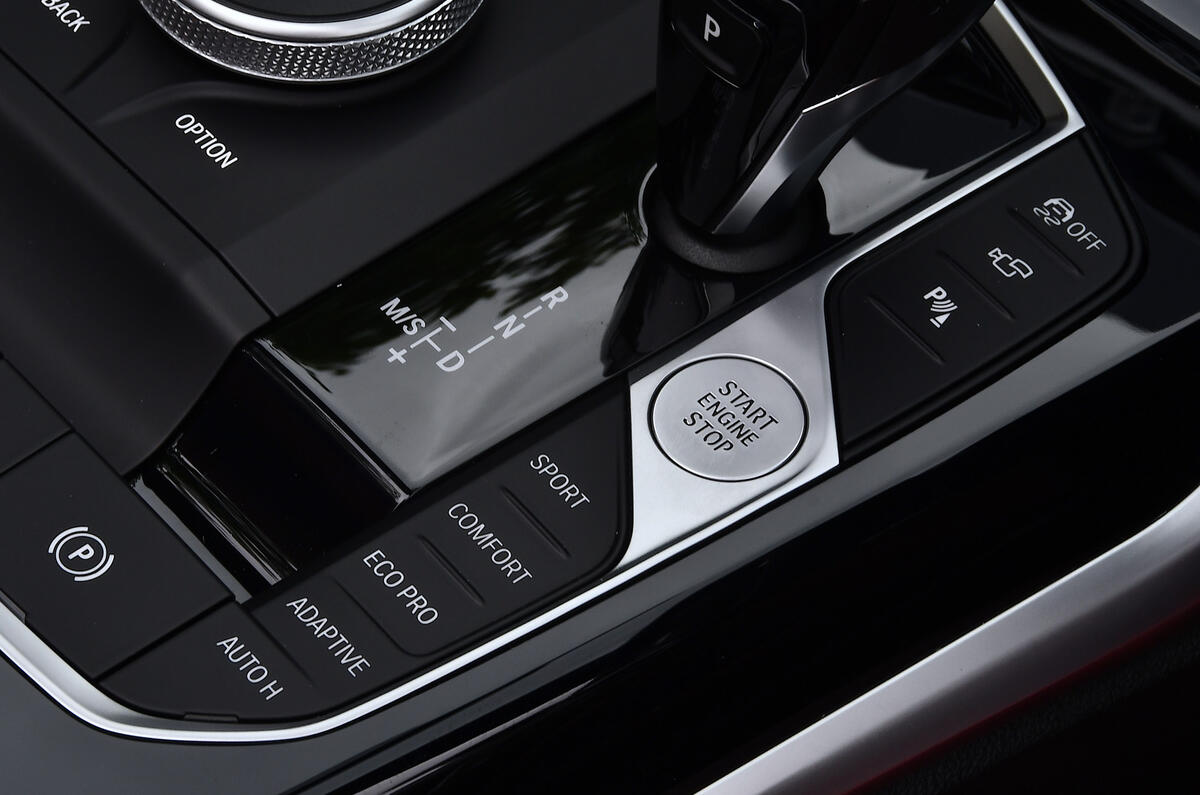 14 BMW 4 Series M440i Convertible 2021 UK FD start button