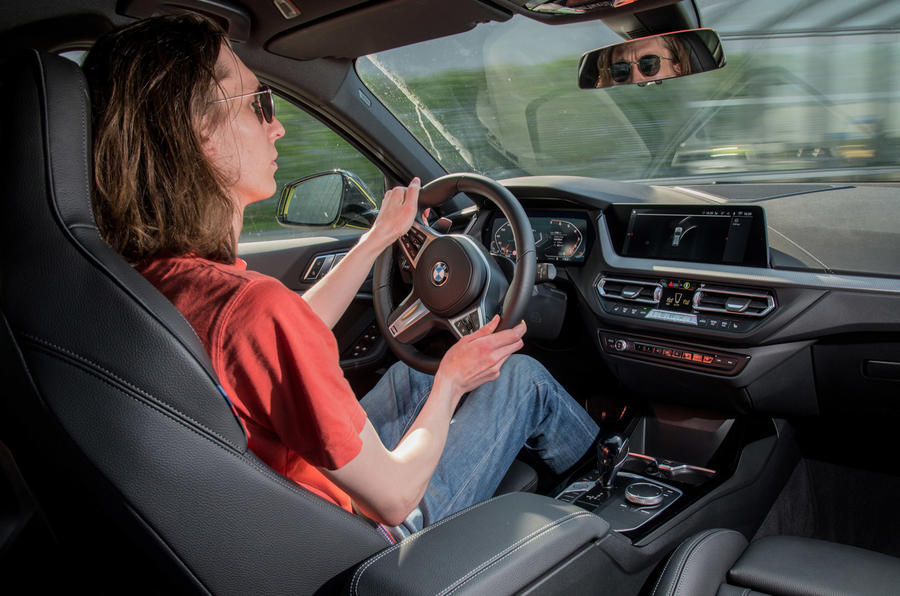 14 BMW M135i xdrive 2022 premier essai routier