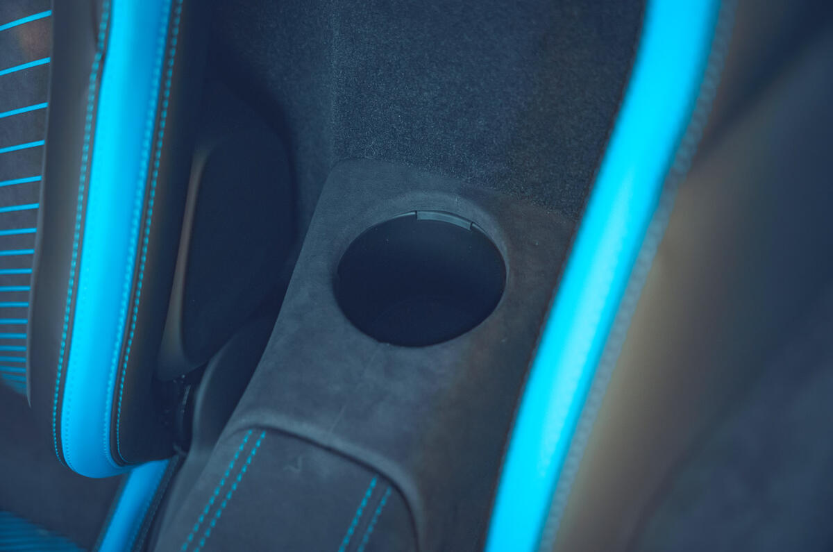 14 Maserati MC20 2022 UK first drive review cupholder