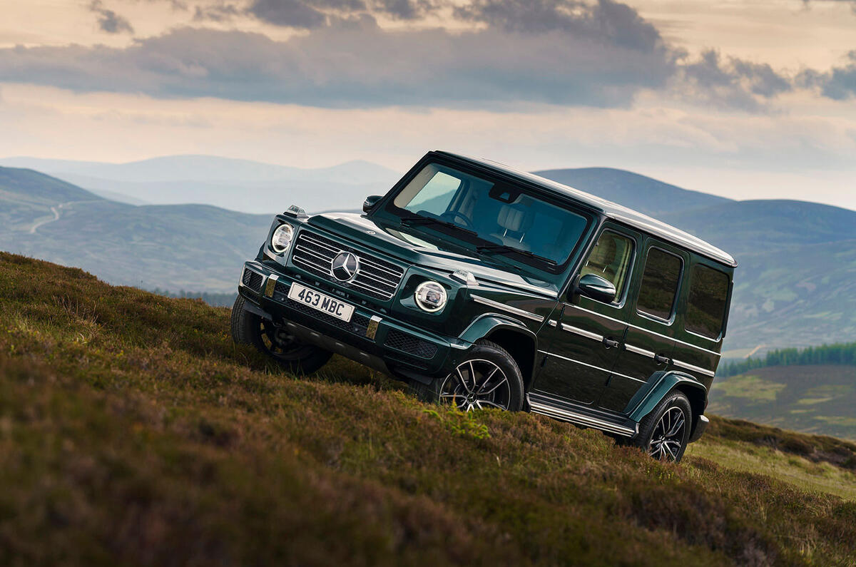 14 Mercedes Benz G400d 2021 UE FD en côte