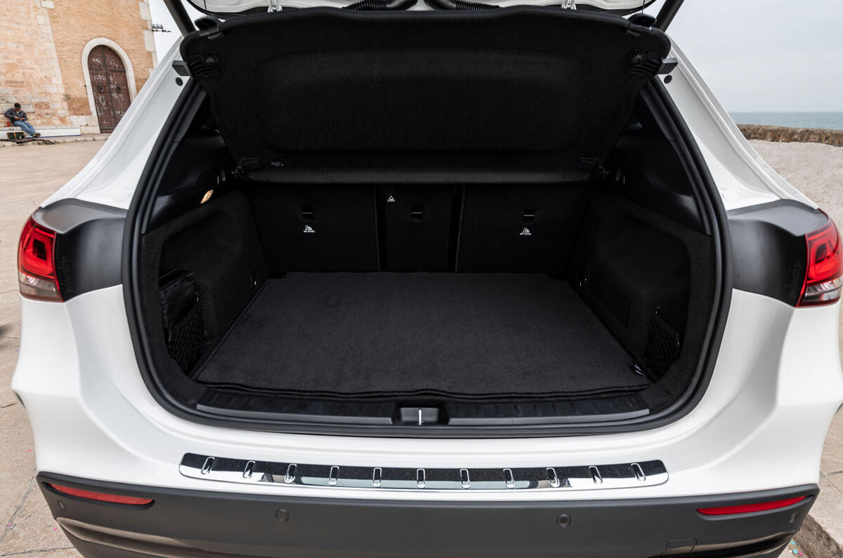 Mercedes Benz Gla 250 4matic 2020 Review Autocar