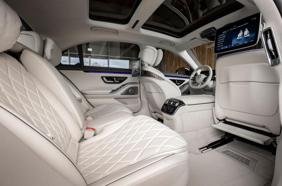 Mercedes-Benz Classe S S580e 2020 : premier bilan de conduite - sièges arrière