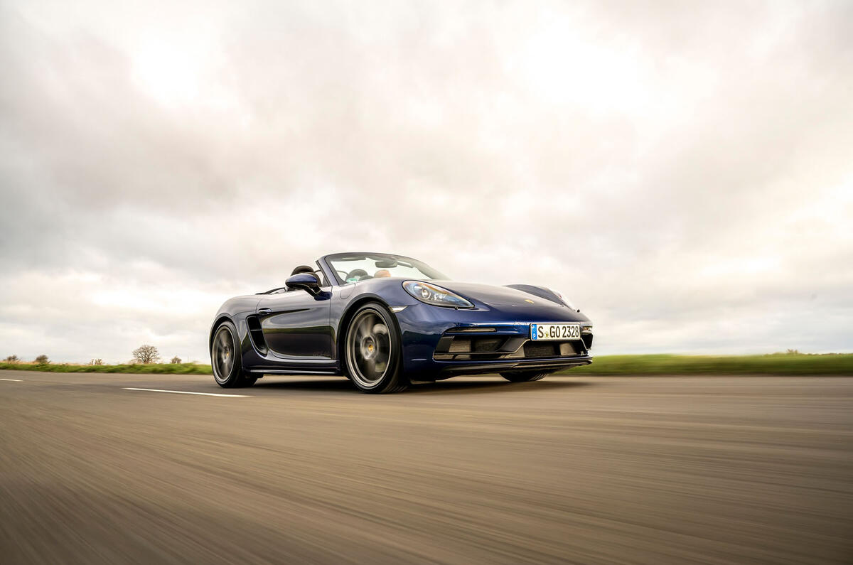   Porsche 718 Boxster GTS 4.0 PDK 2020 : premier bilan de conduite au Royaume-Uni - sur la route