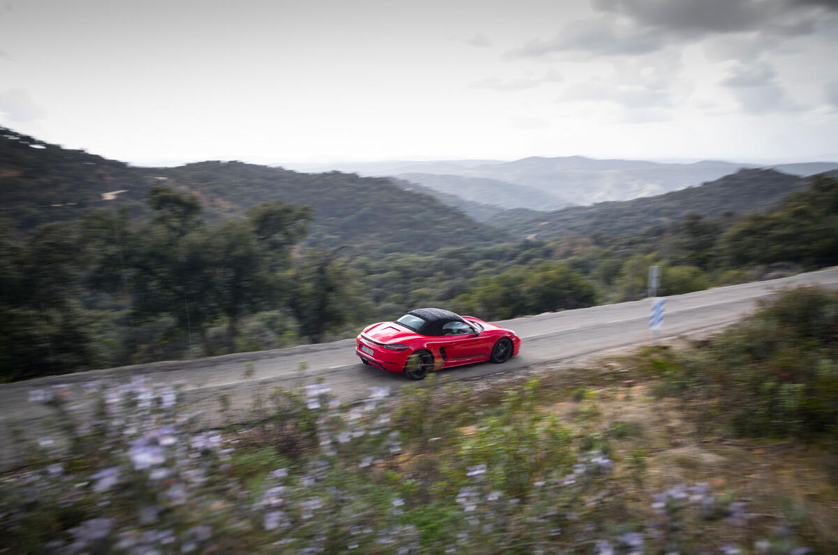 Porsche Boxster T 2019 first drive review - driving with roof up