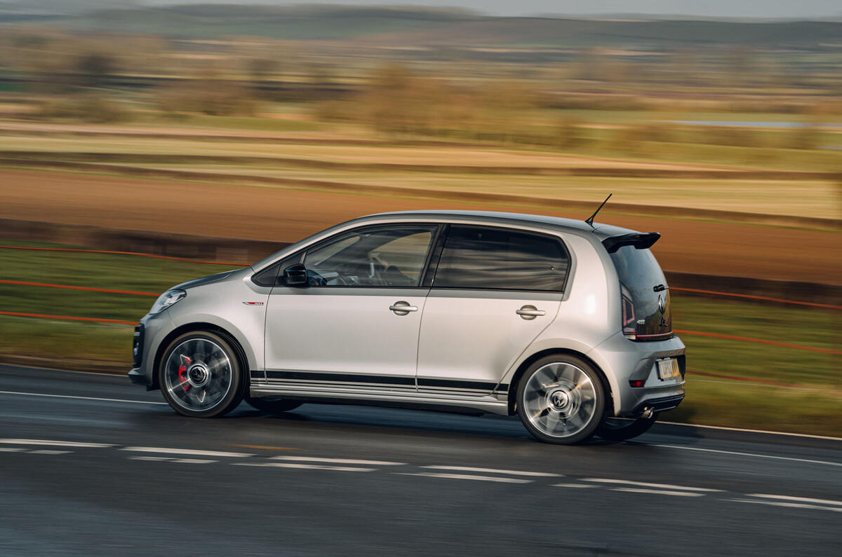 Volkswagen Up GTI 2020 : premier bilan de conduite au Royaume-Uni - sur la route